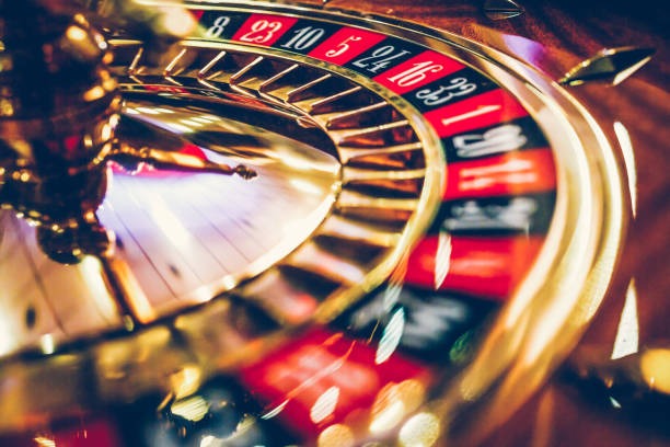 mahoni 88 platform interface showing sportsbook, live dealer, and slots categories